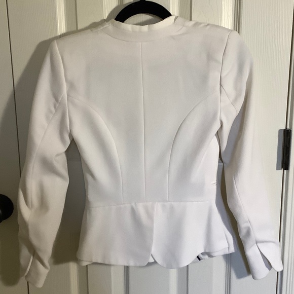 H&M - Picture 2 of 2